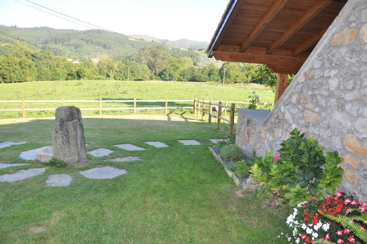 Casa Rural Mazarredonda San Pantaleón de Aras Exterior foto