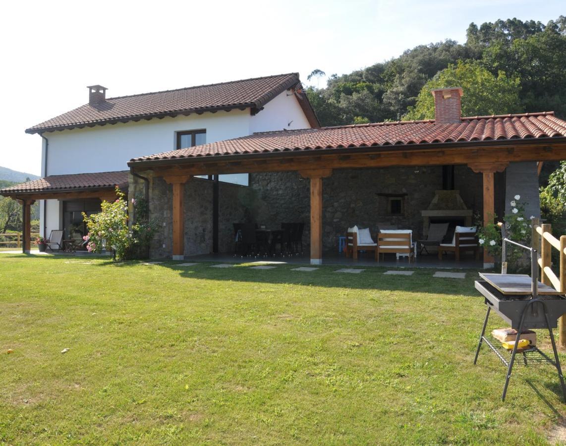 Casa Rural Mazarredonda San Pantaleón de Aras Exterior foto