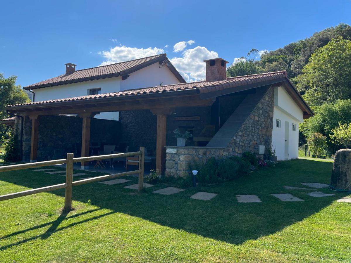 Casa Rural Mazarredonda San Pantaleón de Aras Exterior foto